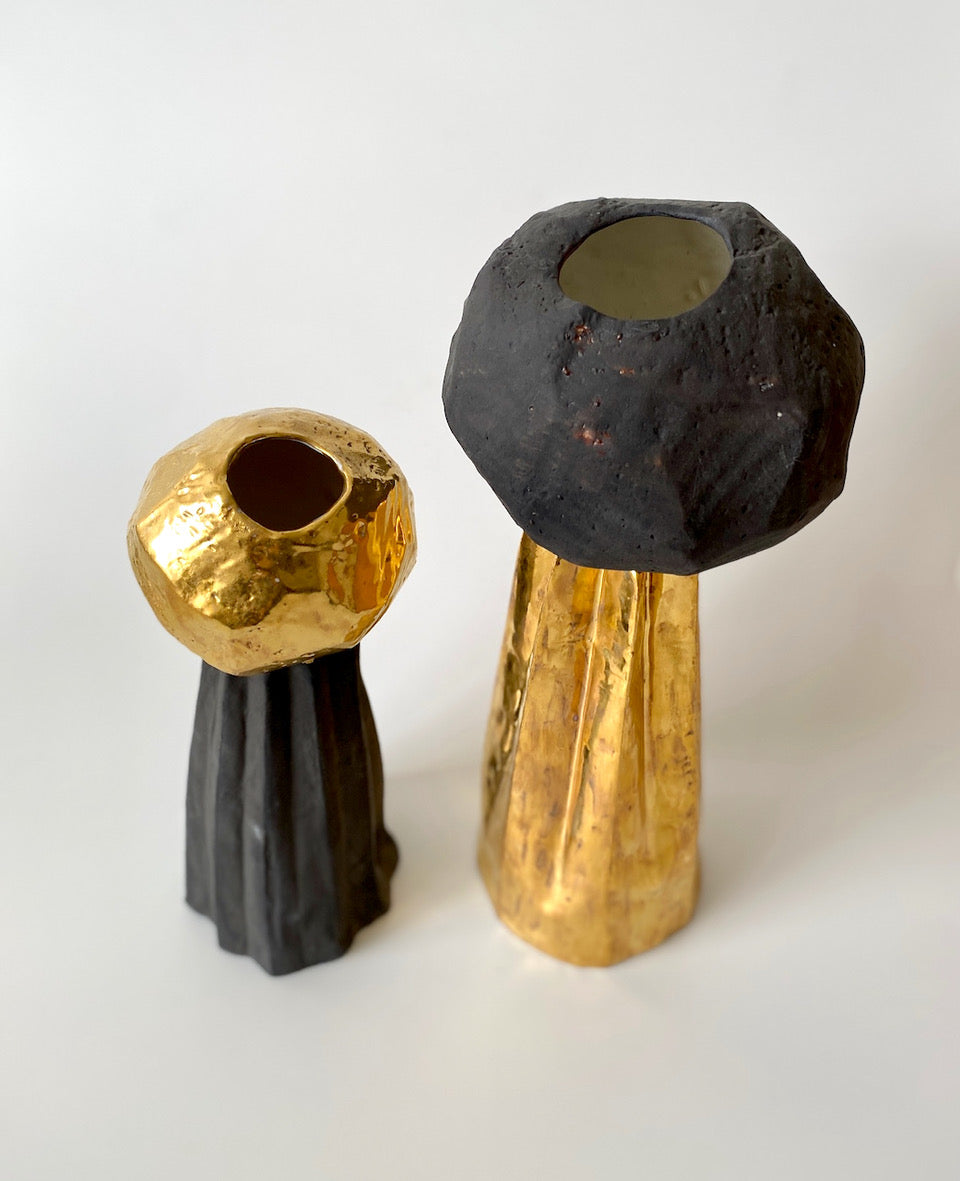 Charcoal sphere on gold folded base - Large