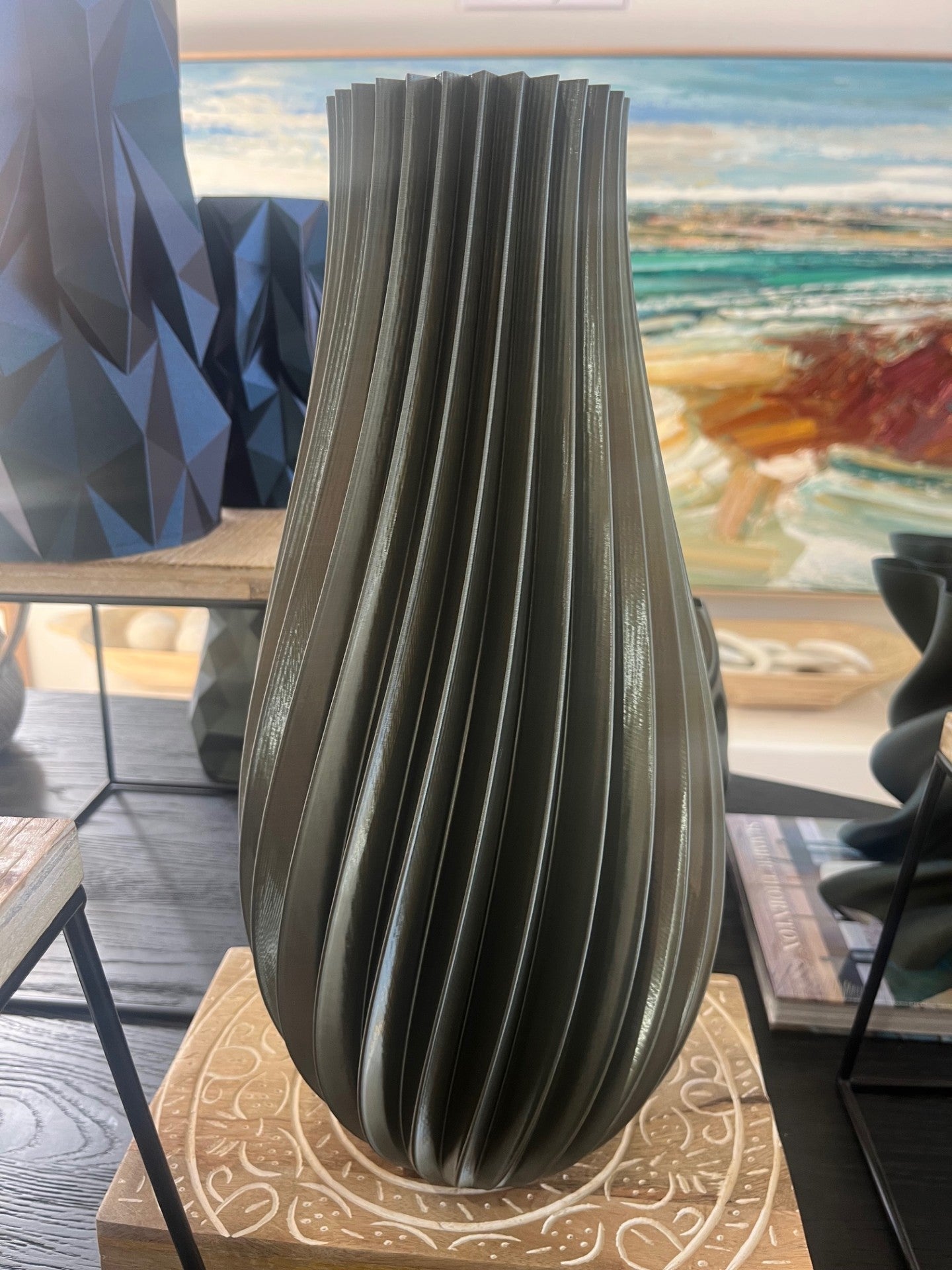 The Daily Rabbit Dewdrop Vase in Bronze Silk 40 cm