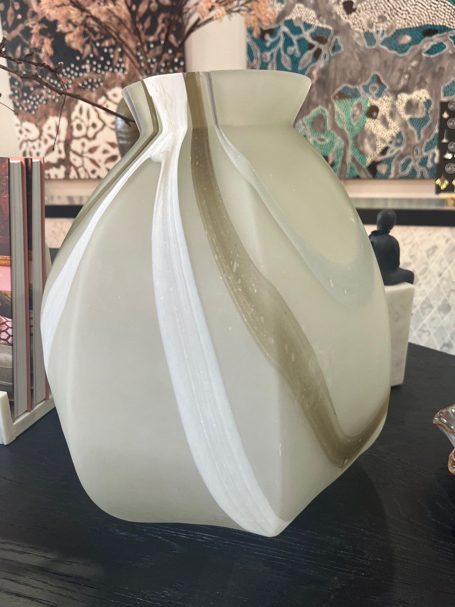 Airlie glass vase