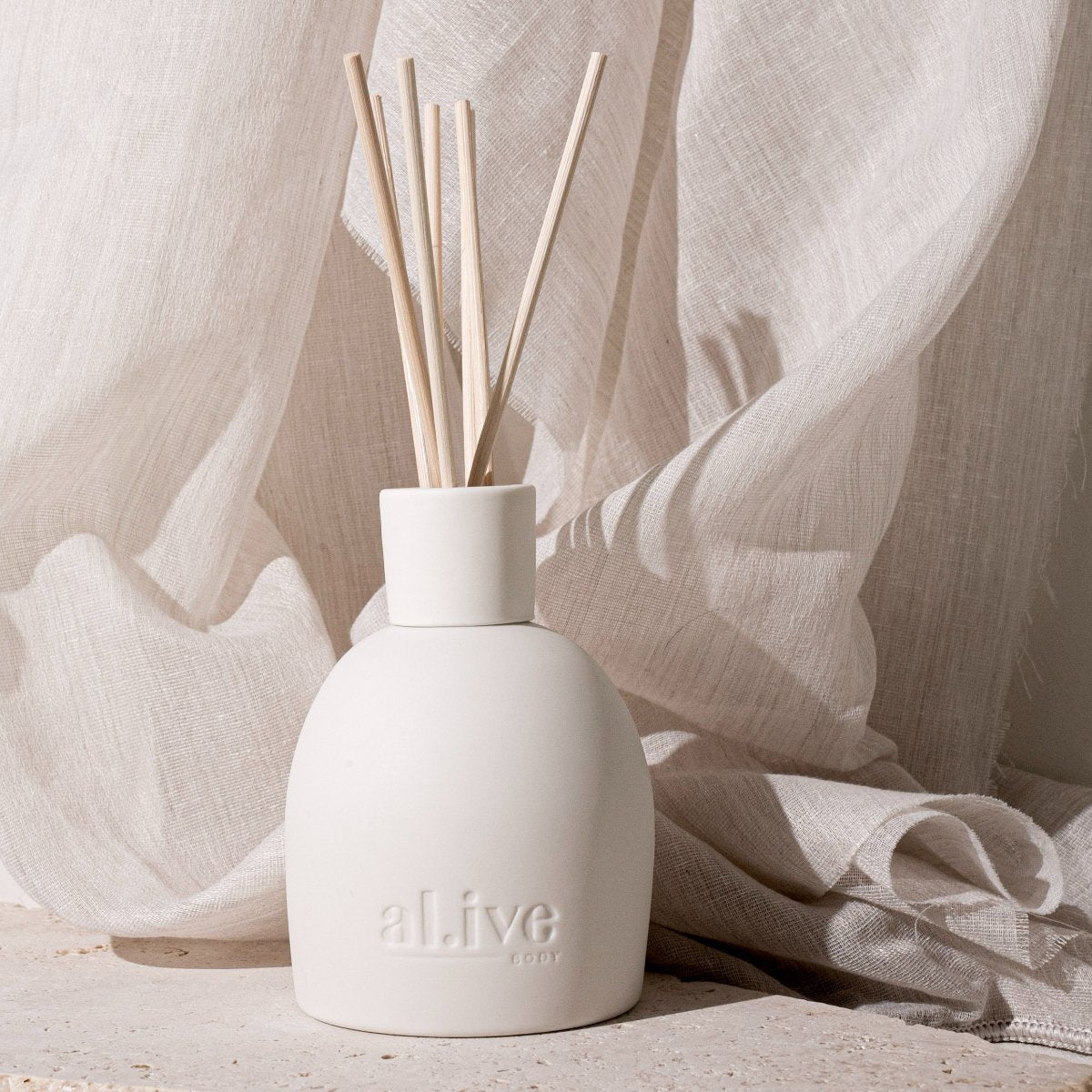 Sweet Dewberry + Clove Diffuser