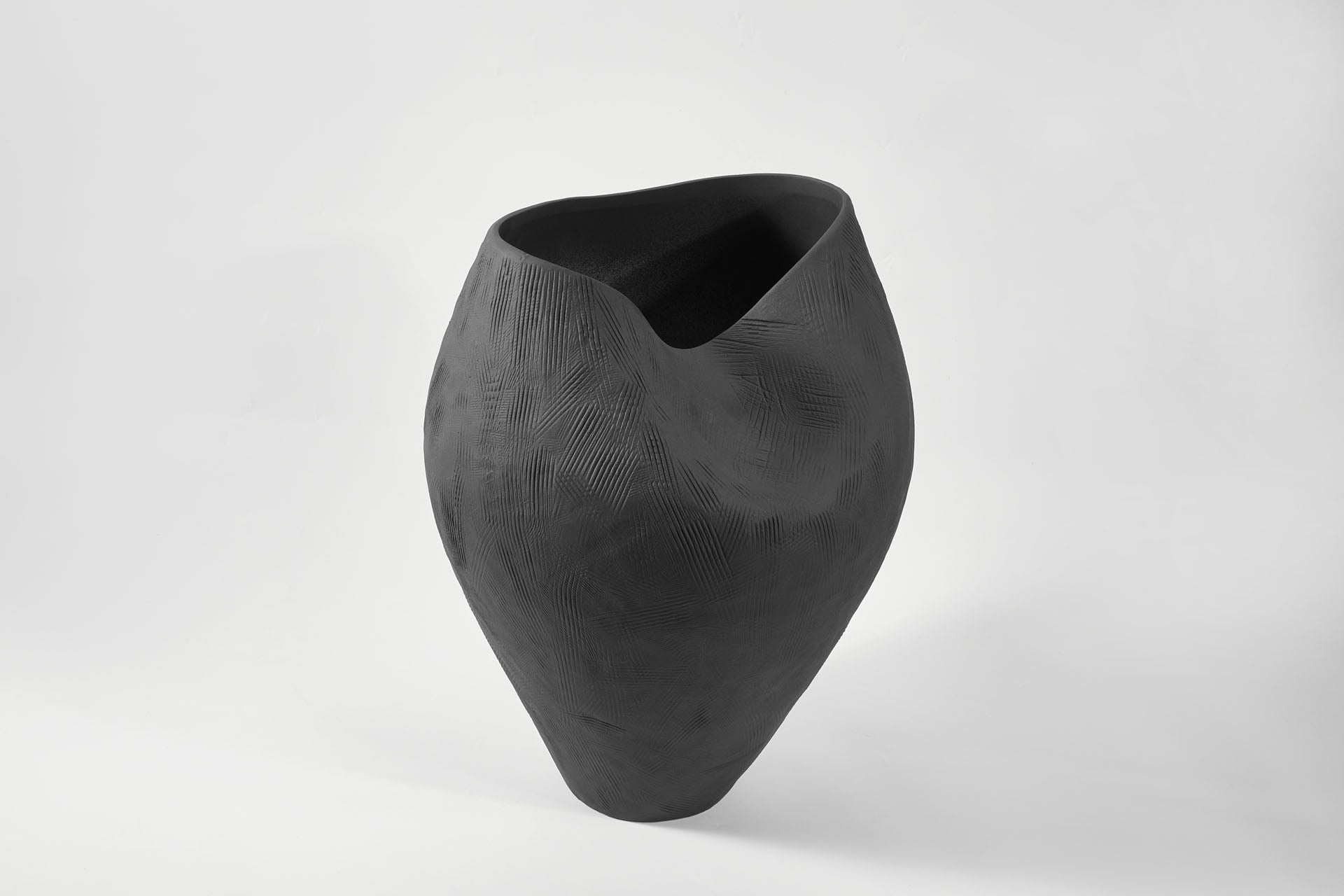 Moule Vase Ebony